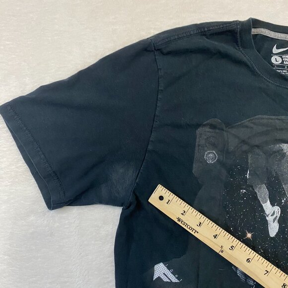 Nike Standard Fit Astronaut Jordan Flight T-shirt Men's Large Black Basketball - Picture 2 of 9